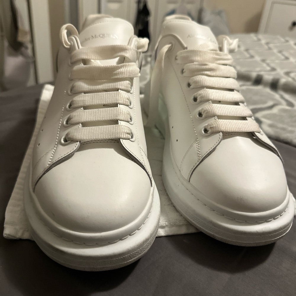 Alexander McQueen Men’s oversized iridescent leather Flatform sneakers size 11